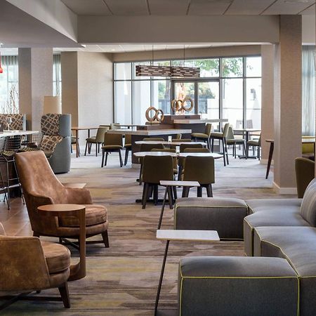 Courtyard By Marriott Richmond Berkeley Exterior foto